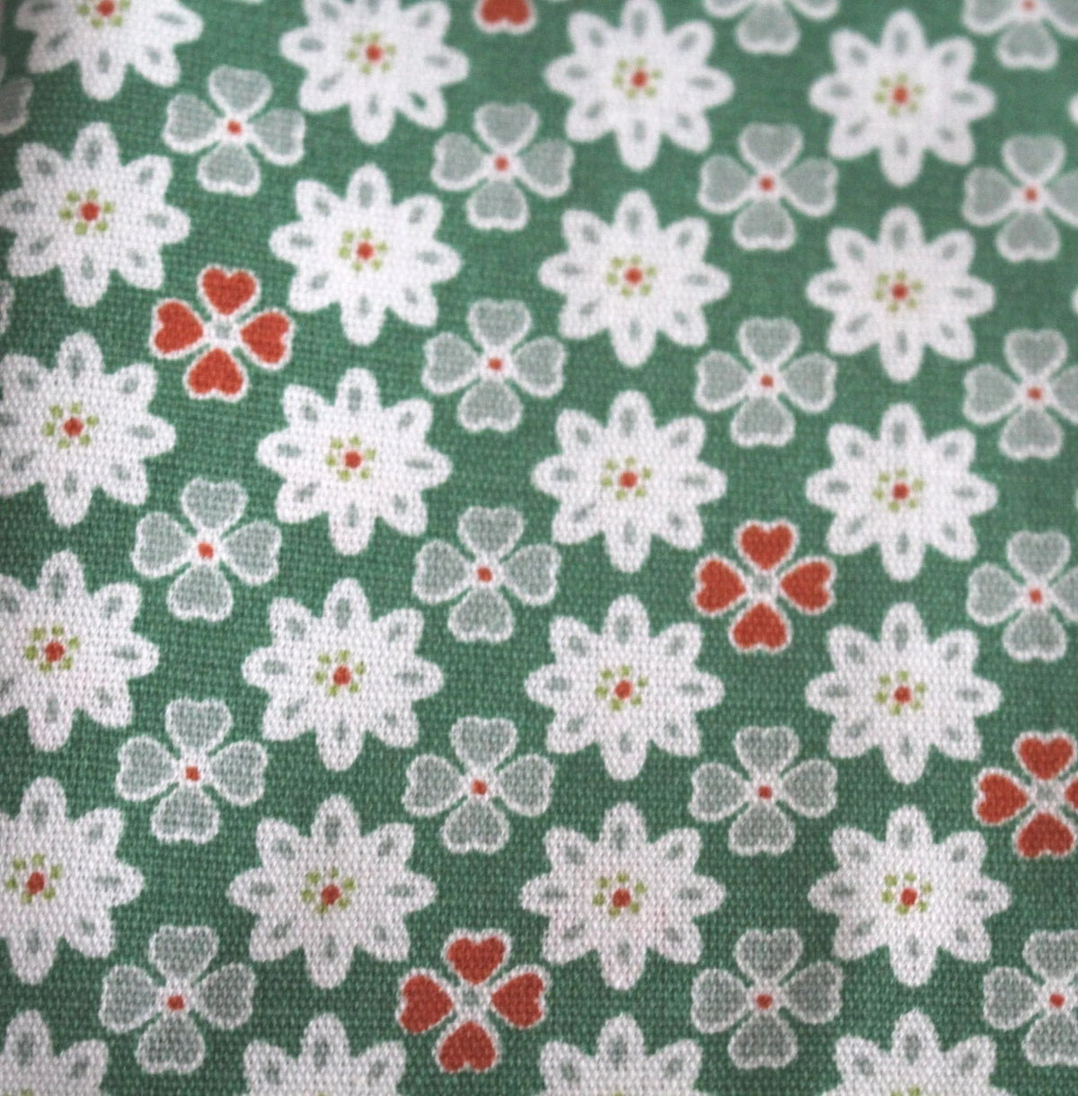 green w/ r/ cloverleaf Xafi
