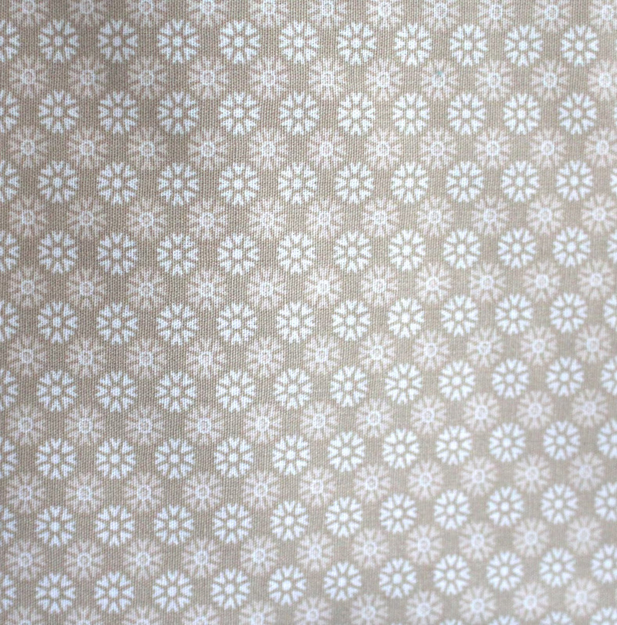 beige Schneeflocken