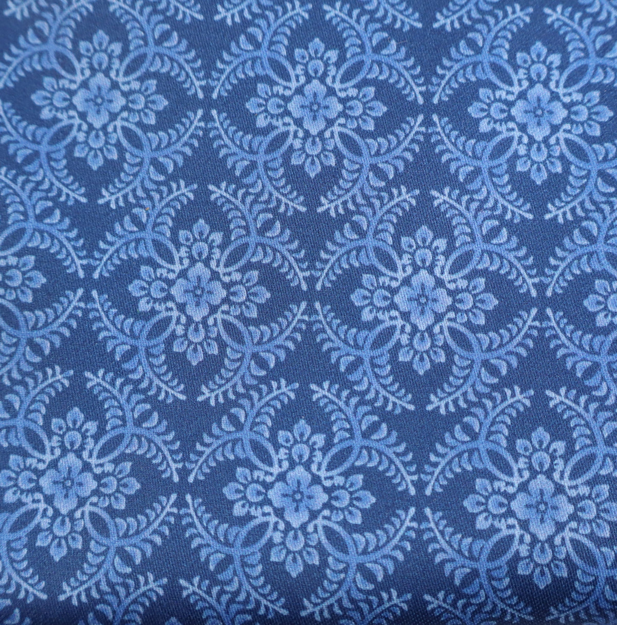 blau Medaillons