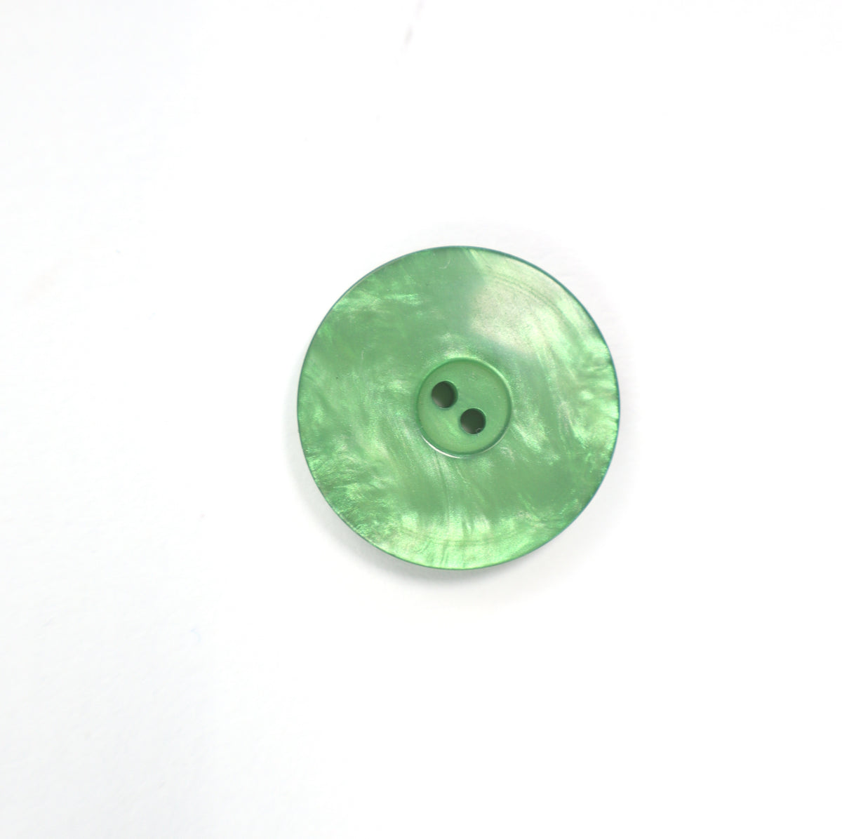 reed green button mother-of-pearl look 22 mm