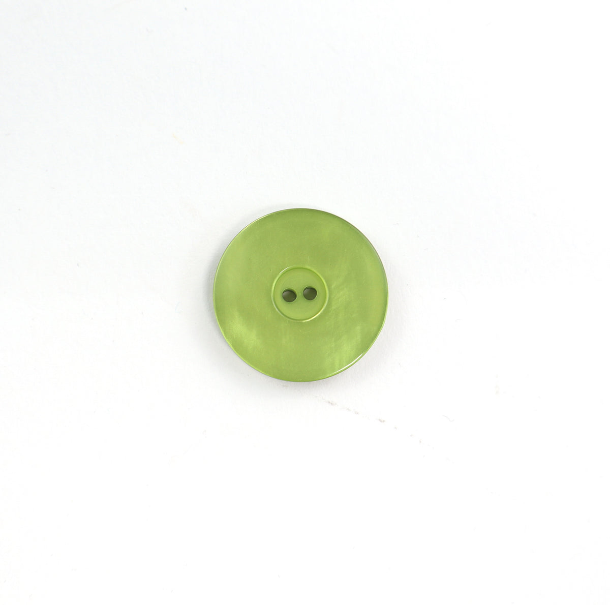 moss green button mother-of-pearl look 22 mm