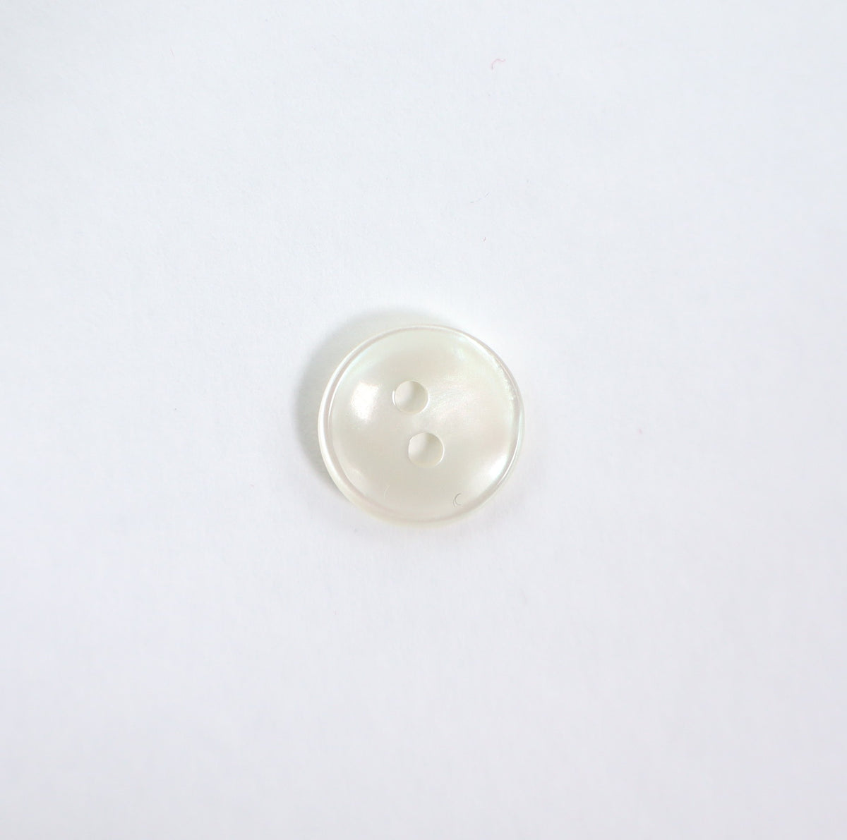white button mother-of-pearl look 10 mm