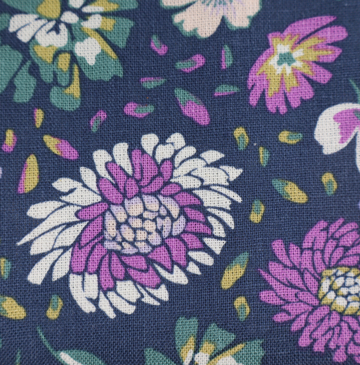 blau / lila Dahlien Leinen/Viskose