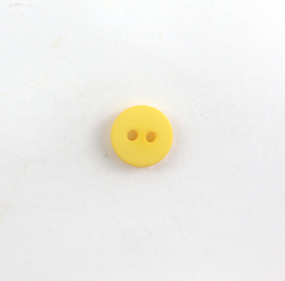 mint button mother-of-pearl look 12 mm