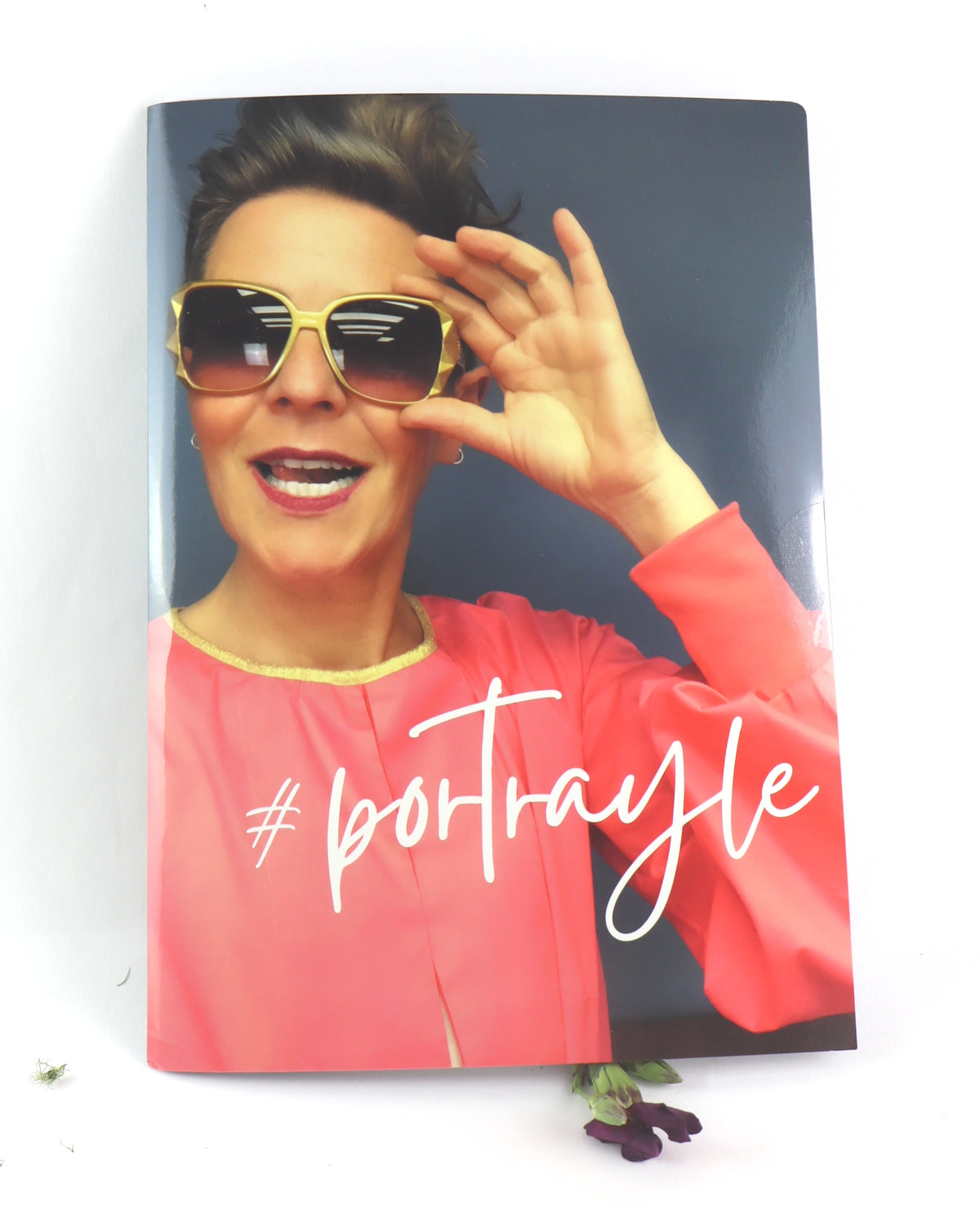 FRAU MARZI - Portrayle - Patron de découpe papier 32 - 50